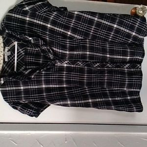 Old Navy, XL, BLACK/WHITE, Button down plaid shirt